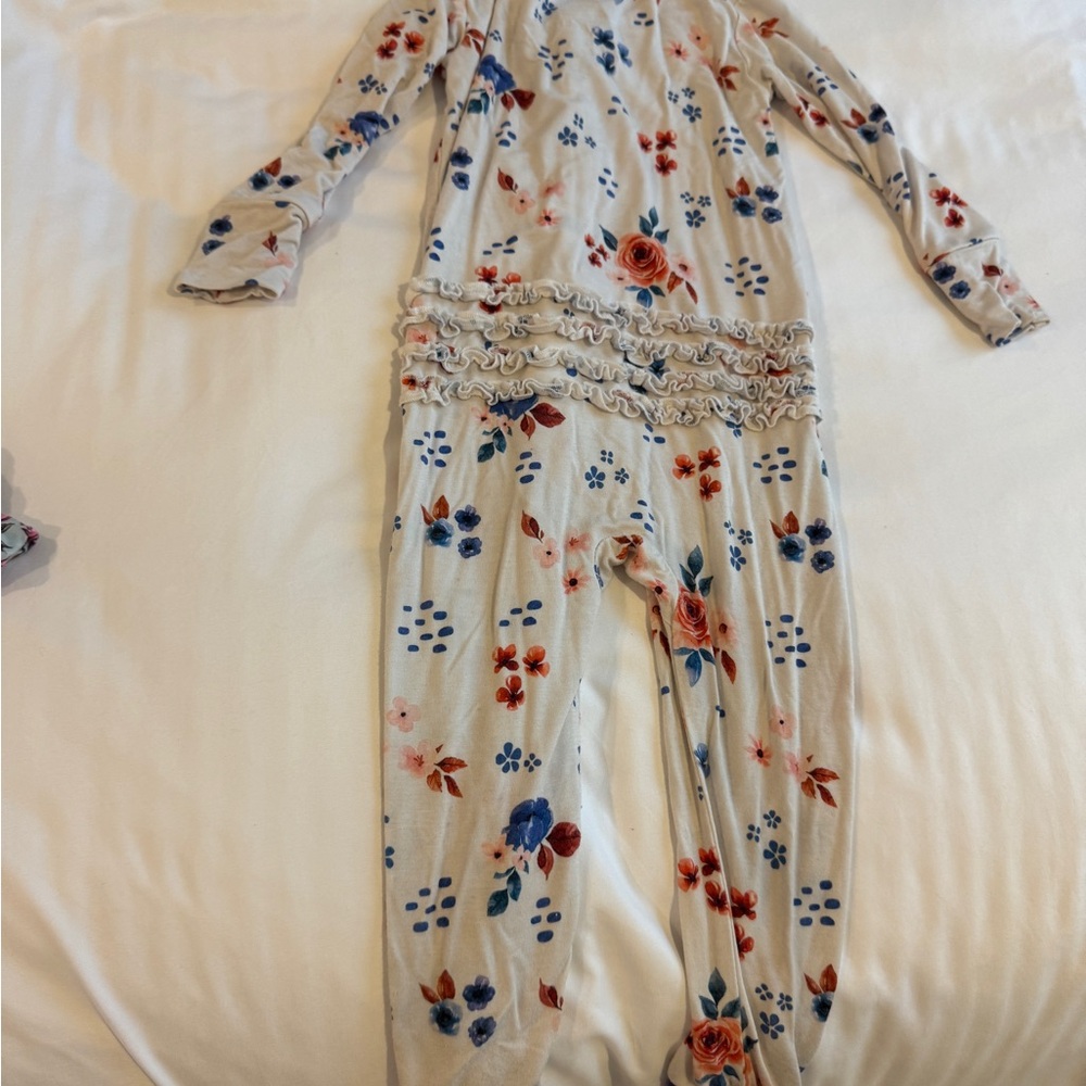 Elle & Mily Bamboo footie 18-24 M